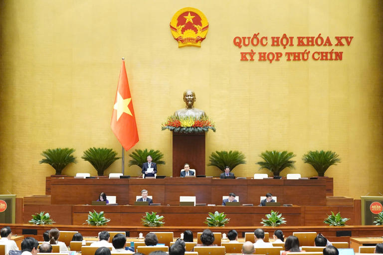 Tập trung tuyên truyền kịp thời, rộng rãi tới các tầng lớp nhân dân về việc sửa đổi, bổ sung Hiến pháp năm 2013